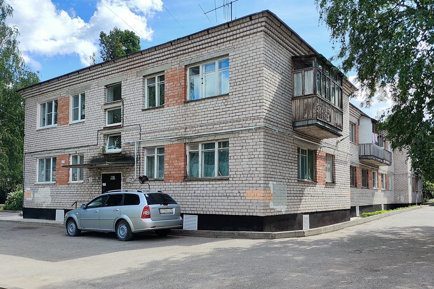 Великий Новгород, Улица Красилова, 45