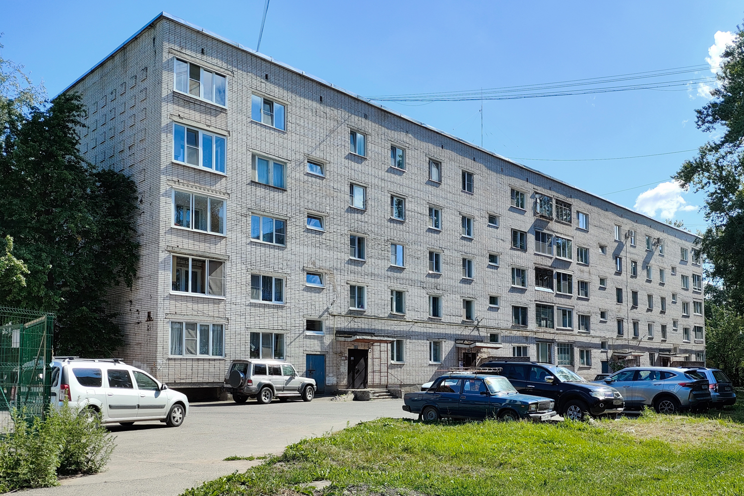 Великий Новгород, Новолучанская улица, 20