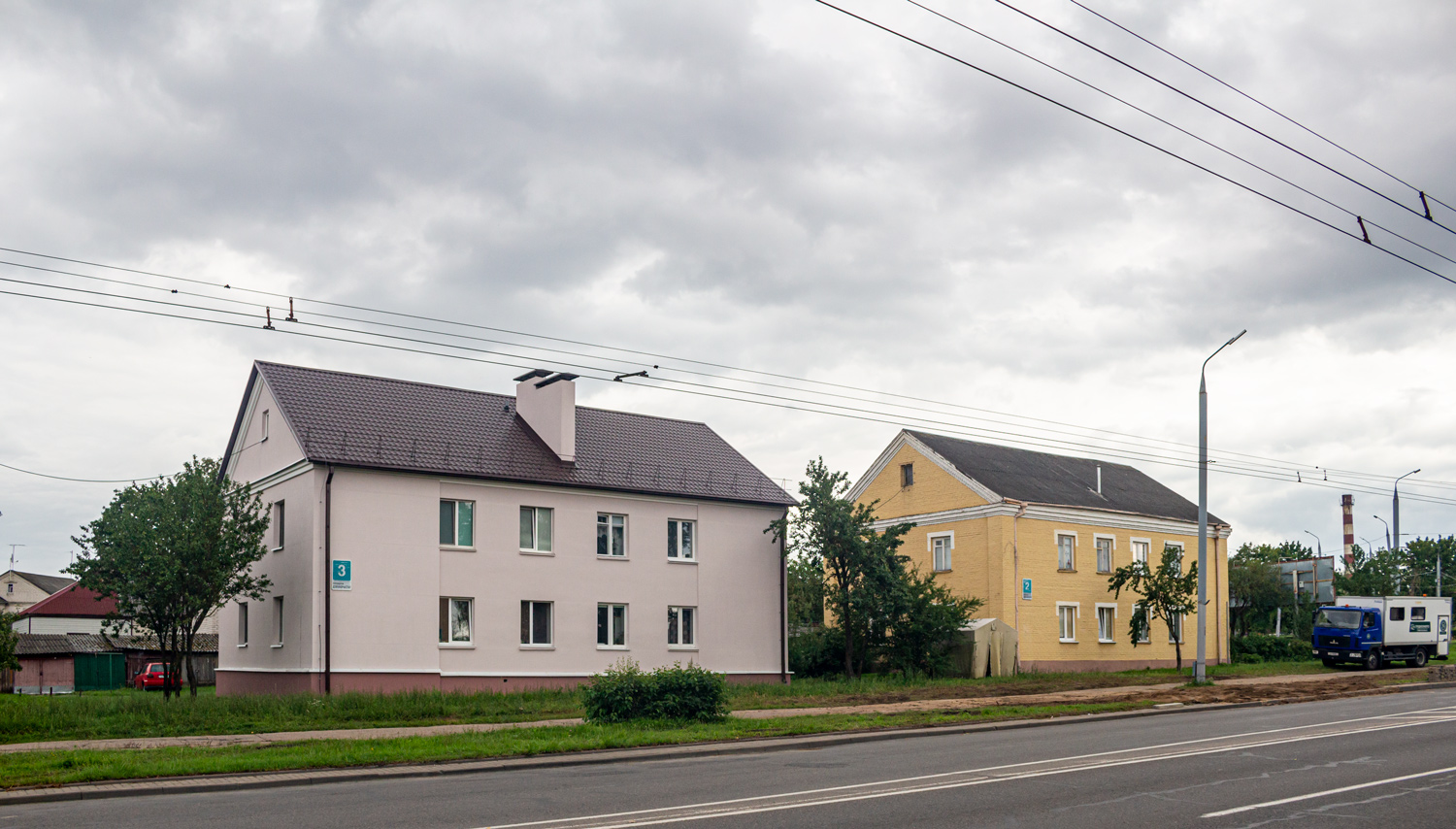 Гродно, Площадь Декабристов, 3; Площадь Декабристов, 2