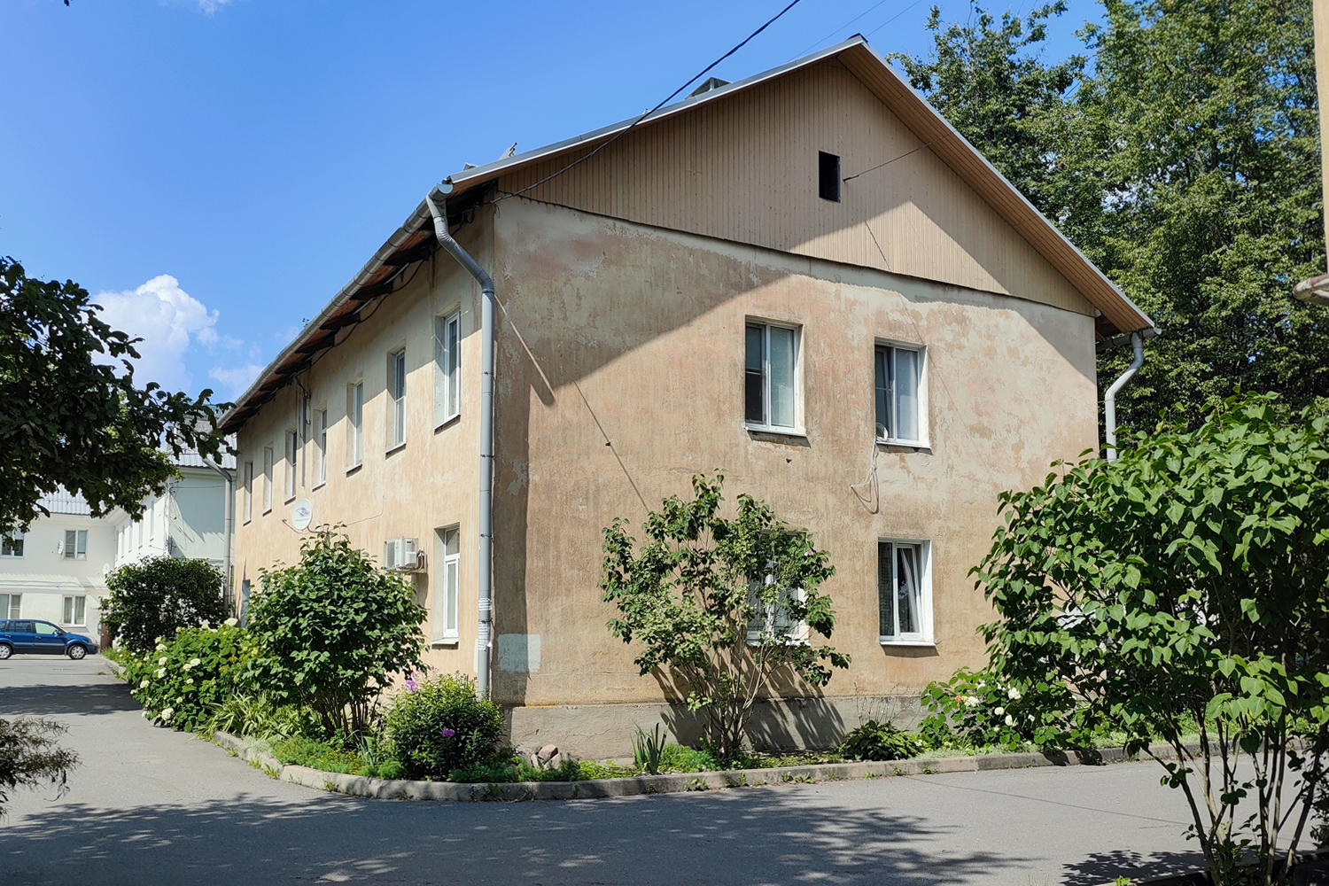 Великий Новгород, Улица Рогатица, 20