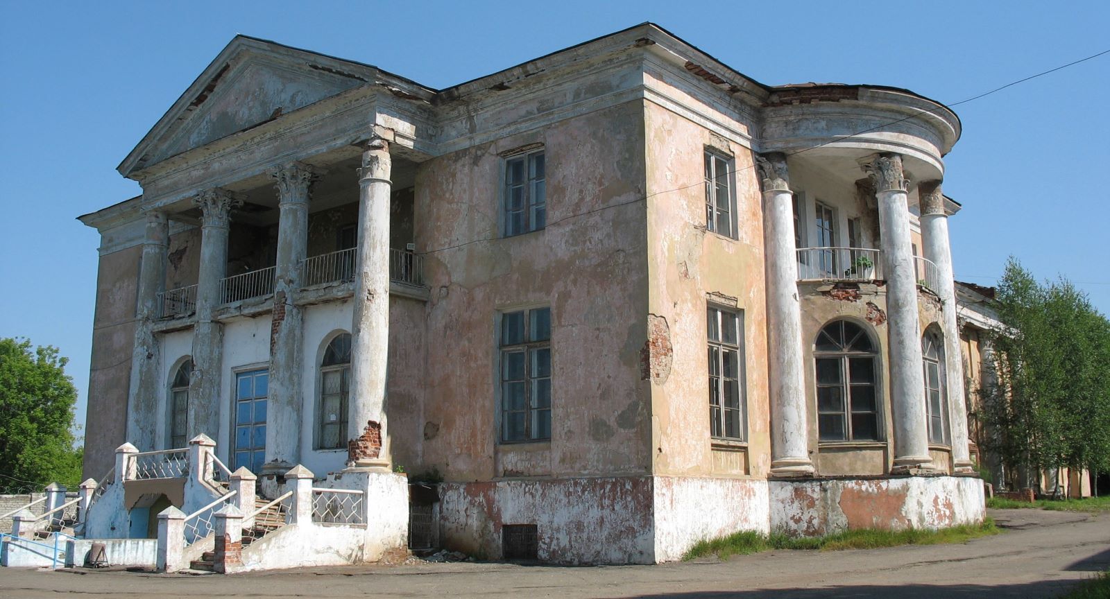 Zavolzhsk, Улица Фрунзе, 1