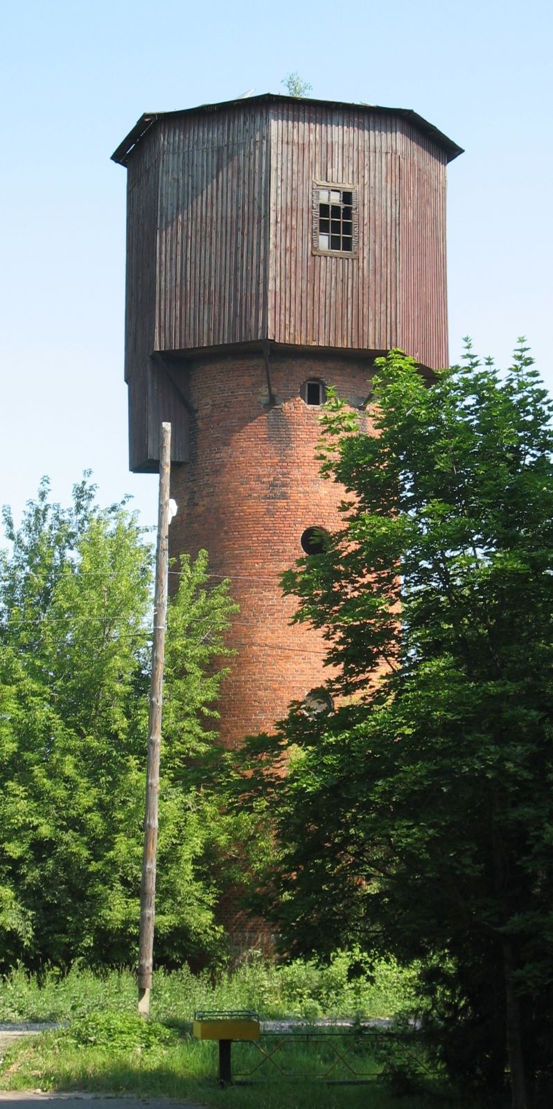 Заволжск, Улица Фрунзе, водонапорная башня