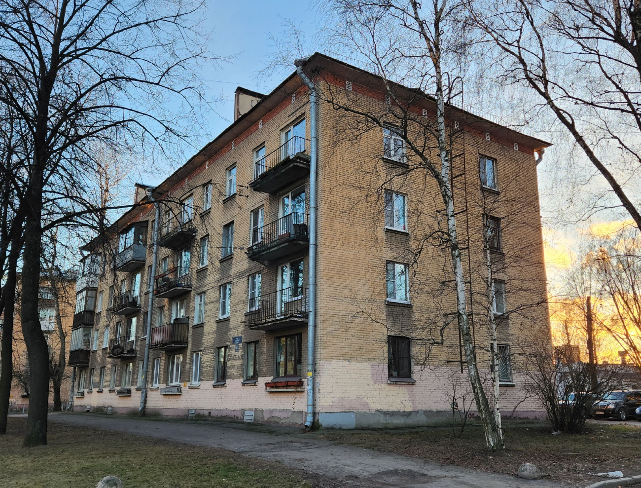 Peterburi, Улица Седова, 31