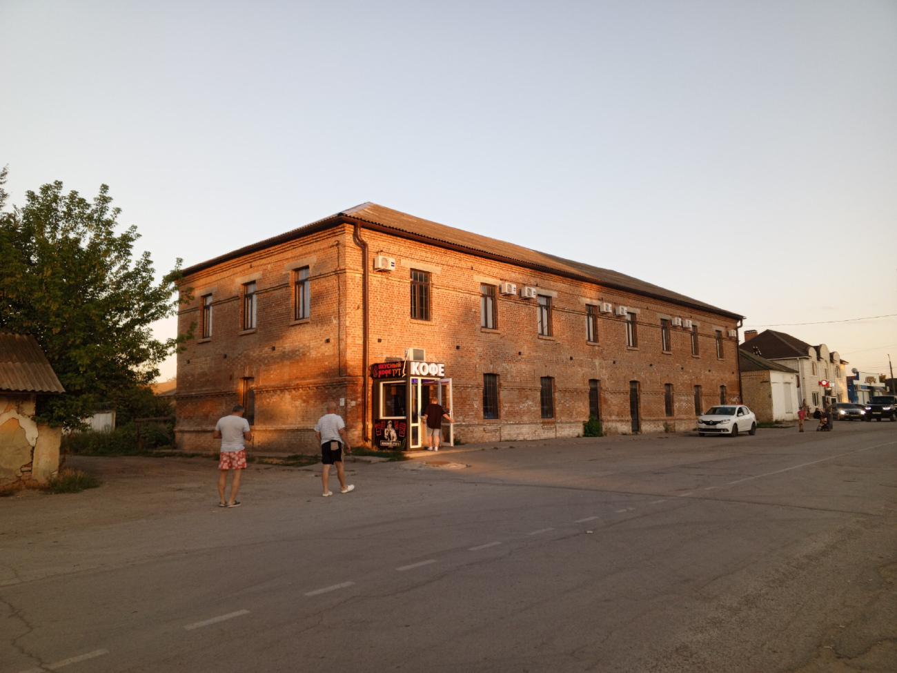 Морозовск, Советская улица, 5