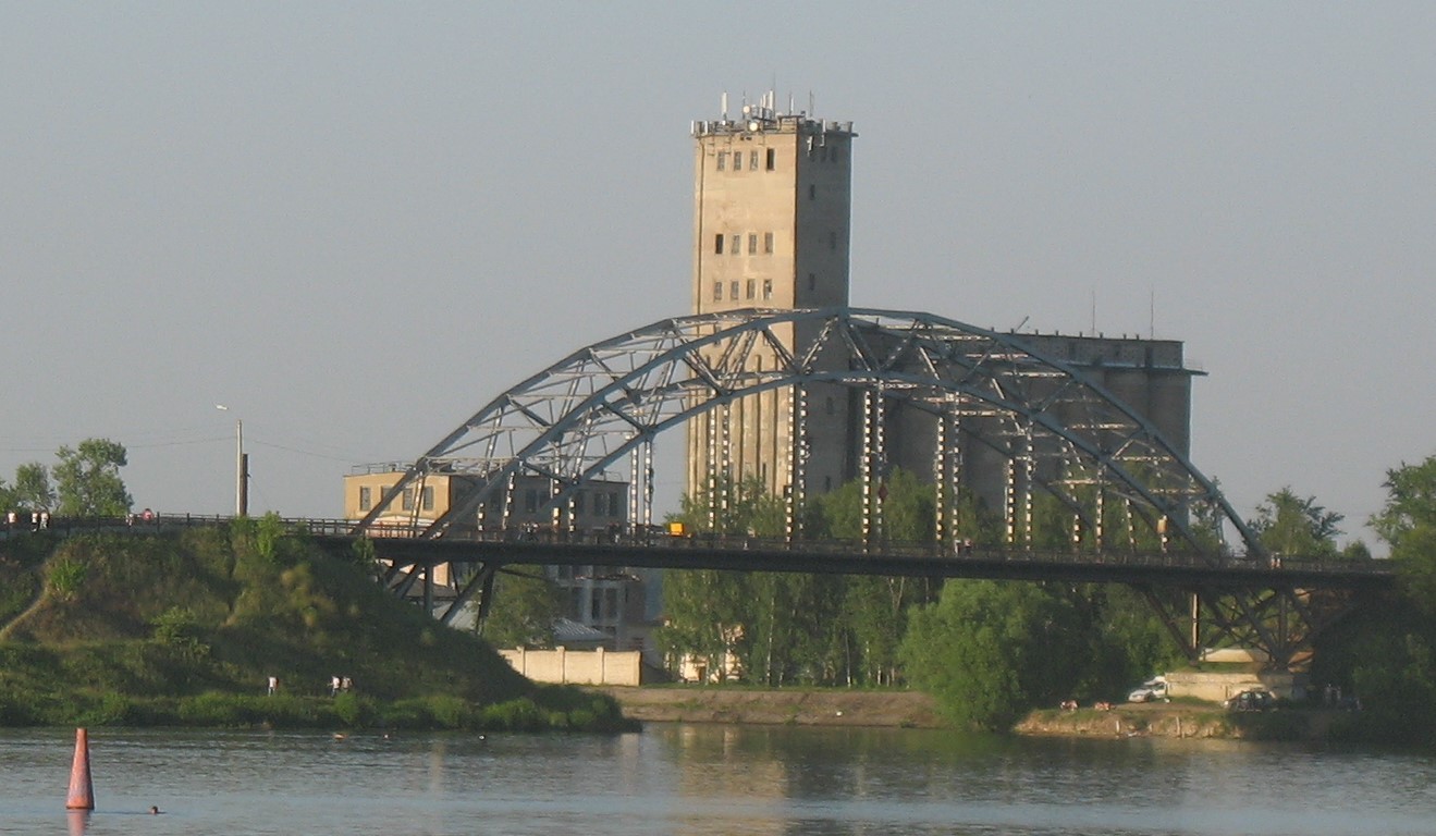 Кинешма, Ивановская улица, Никольский мост