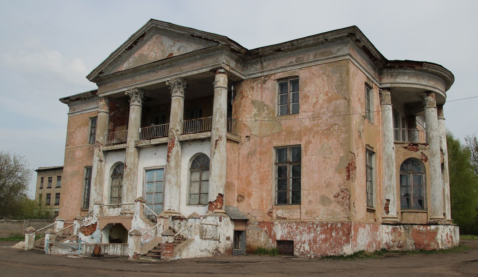 Заволжск, Улица Фрунзе, 1