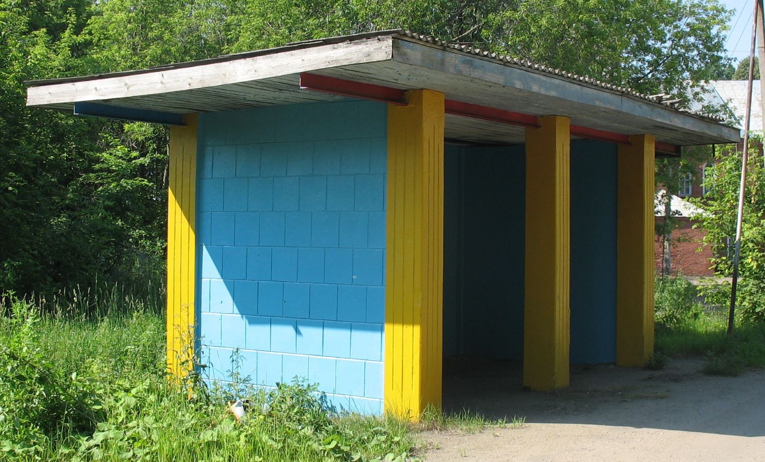 Заволжск, Улица Фрунзе, 3* (автобусная остановка)