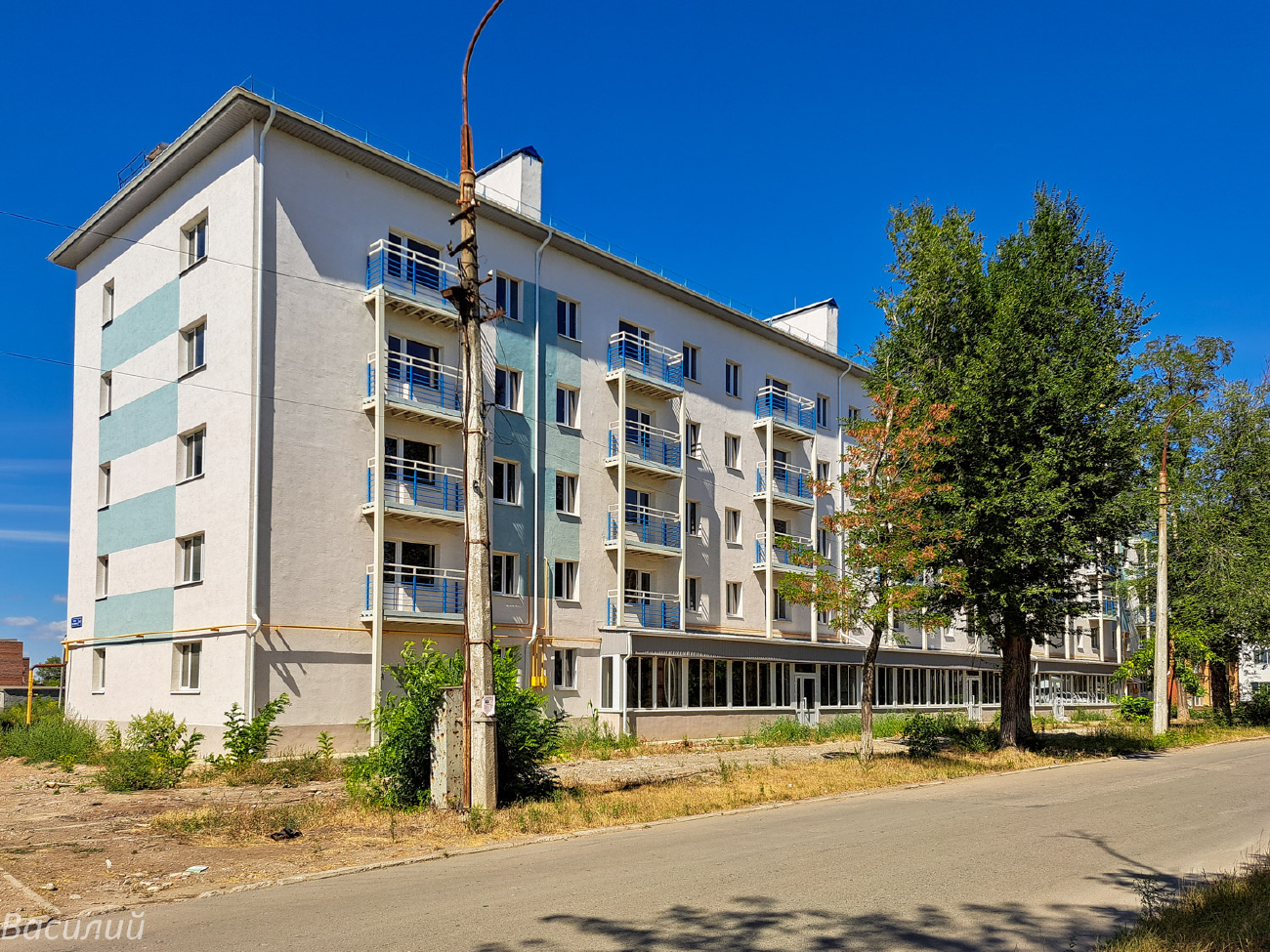 Мариуполь, Бульвар 50 лет Октября, 30 / московская улица, 17