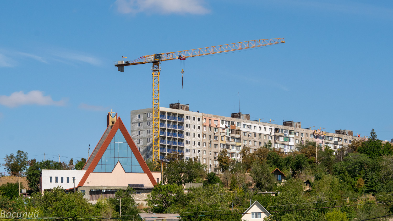 Mariupol, Комсомольский бульвар, 11; Комсомольский бульвар, 46