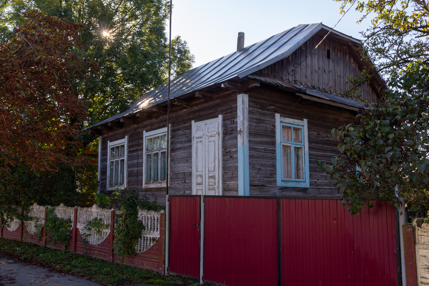 Ивановский район, прочие н.п., Мотоль, Площадь Ленина, 2