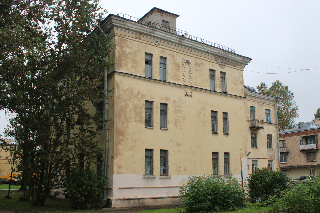 Колпино, Загородная улица, 42