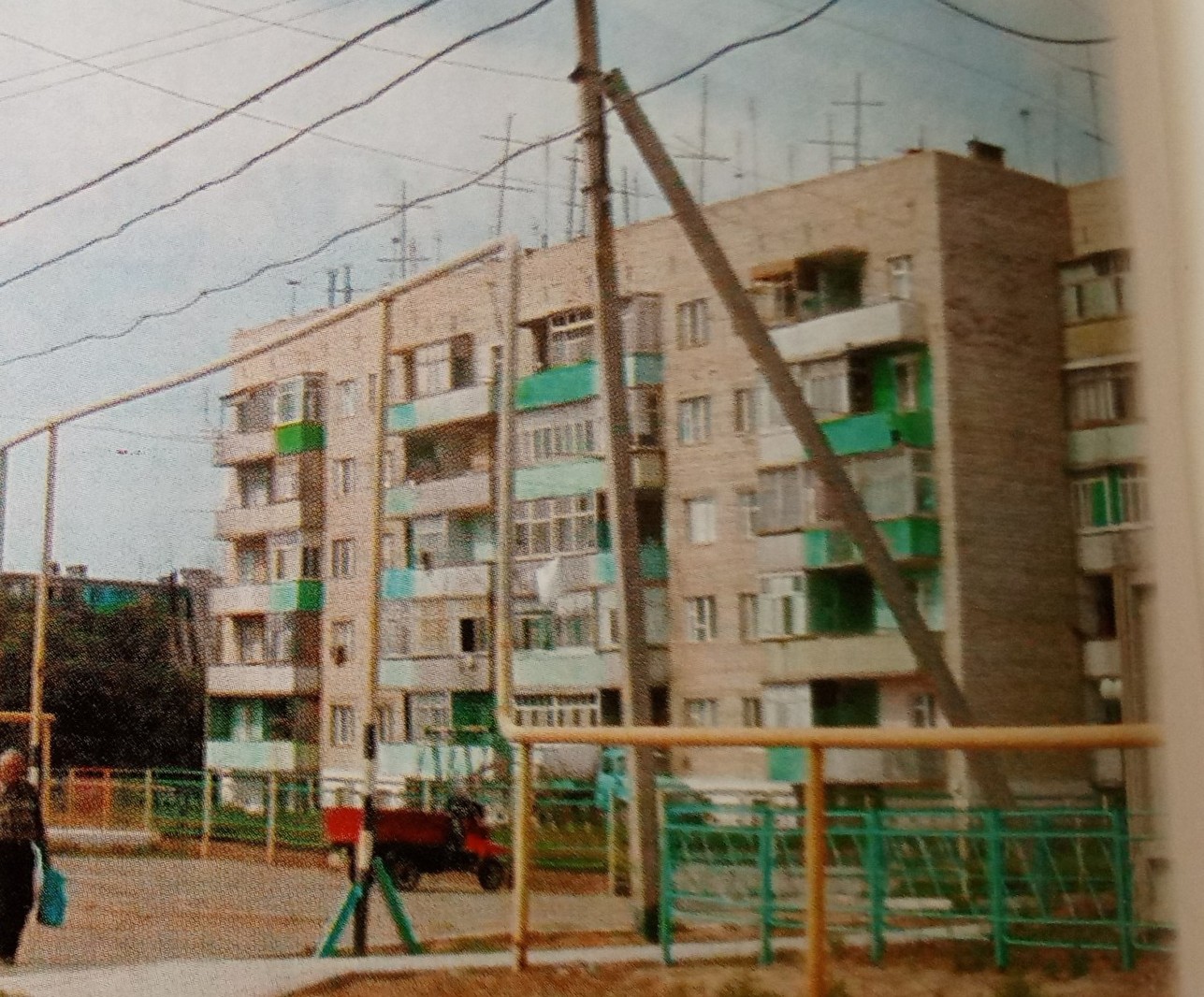 Оранжереи, Улица Чкалова, 62