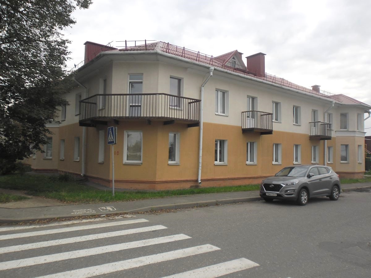 Молодечно, Площадь Старое Место, 10