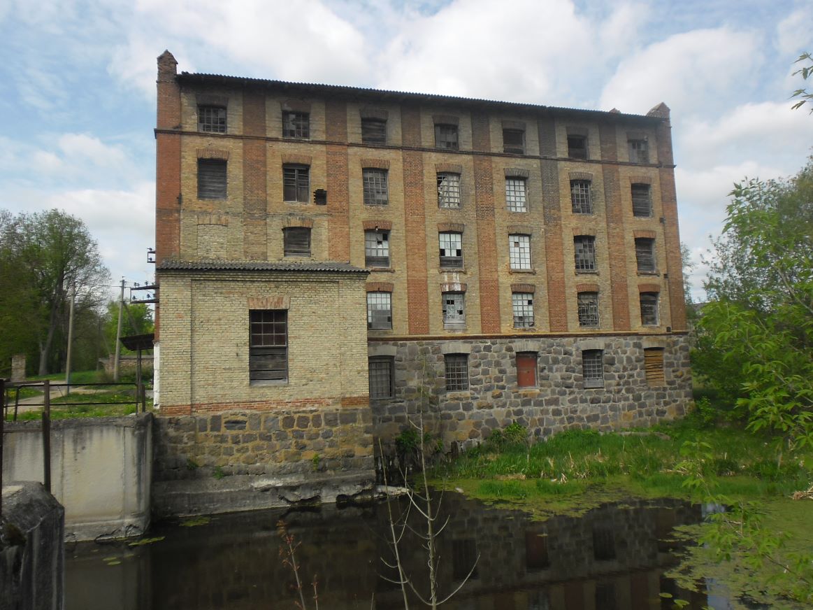 Россь, Улица Шевякова, 14