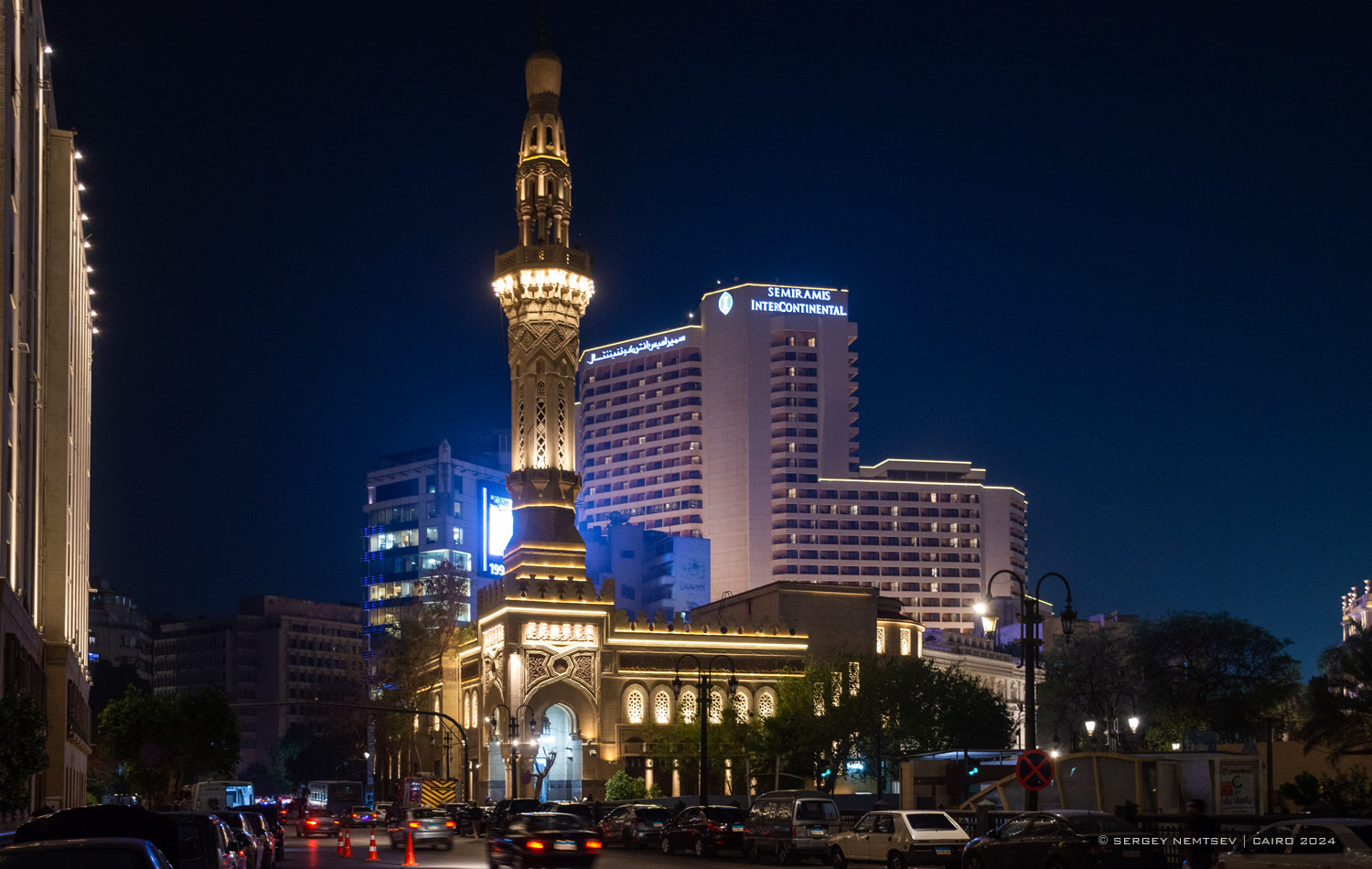 Каир, The Nile Ritz-Carlton