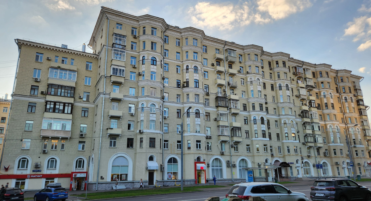 Moscow, Улица Куусинена, 19 корп. 1; Улица Куусинена, 19 корп. 2