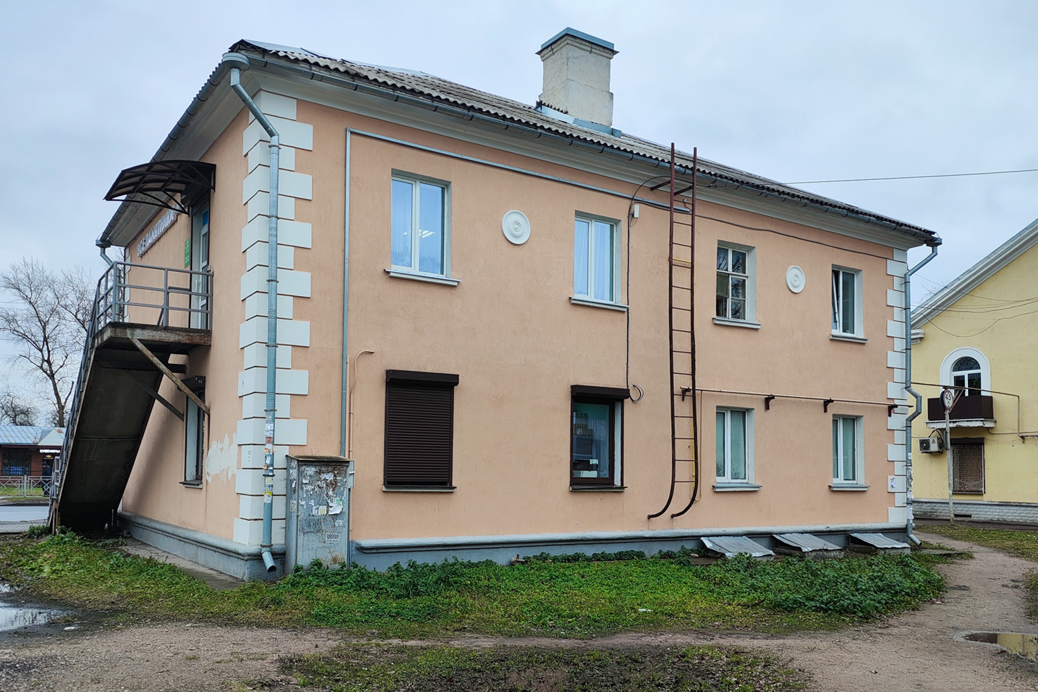 Псков, Вокзальная улица, 30