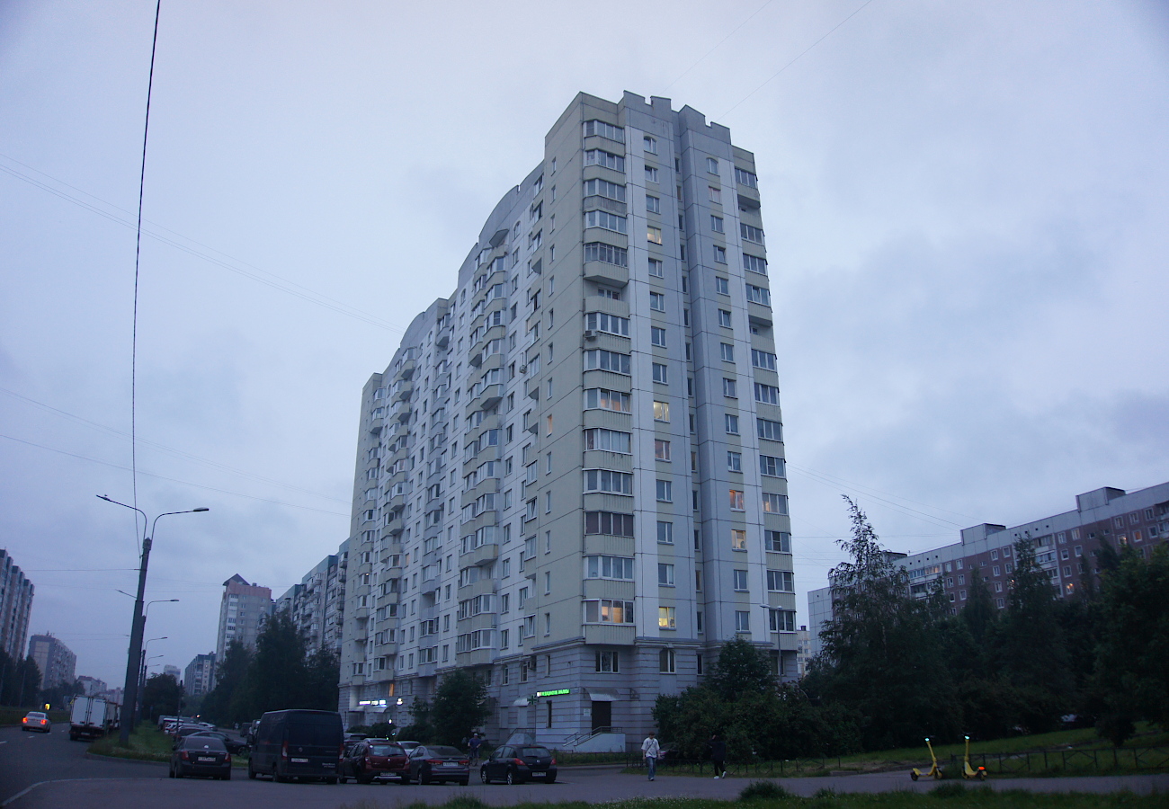 Санкт-Петербург, Проспект Авиаконструкторов, 20 корп. 1