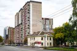 Уфа, Улица Серго Орджоникидзе, 28; Уфа, Улица Серго Орджоникидзе, 30