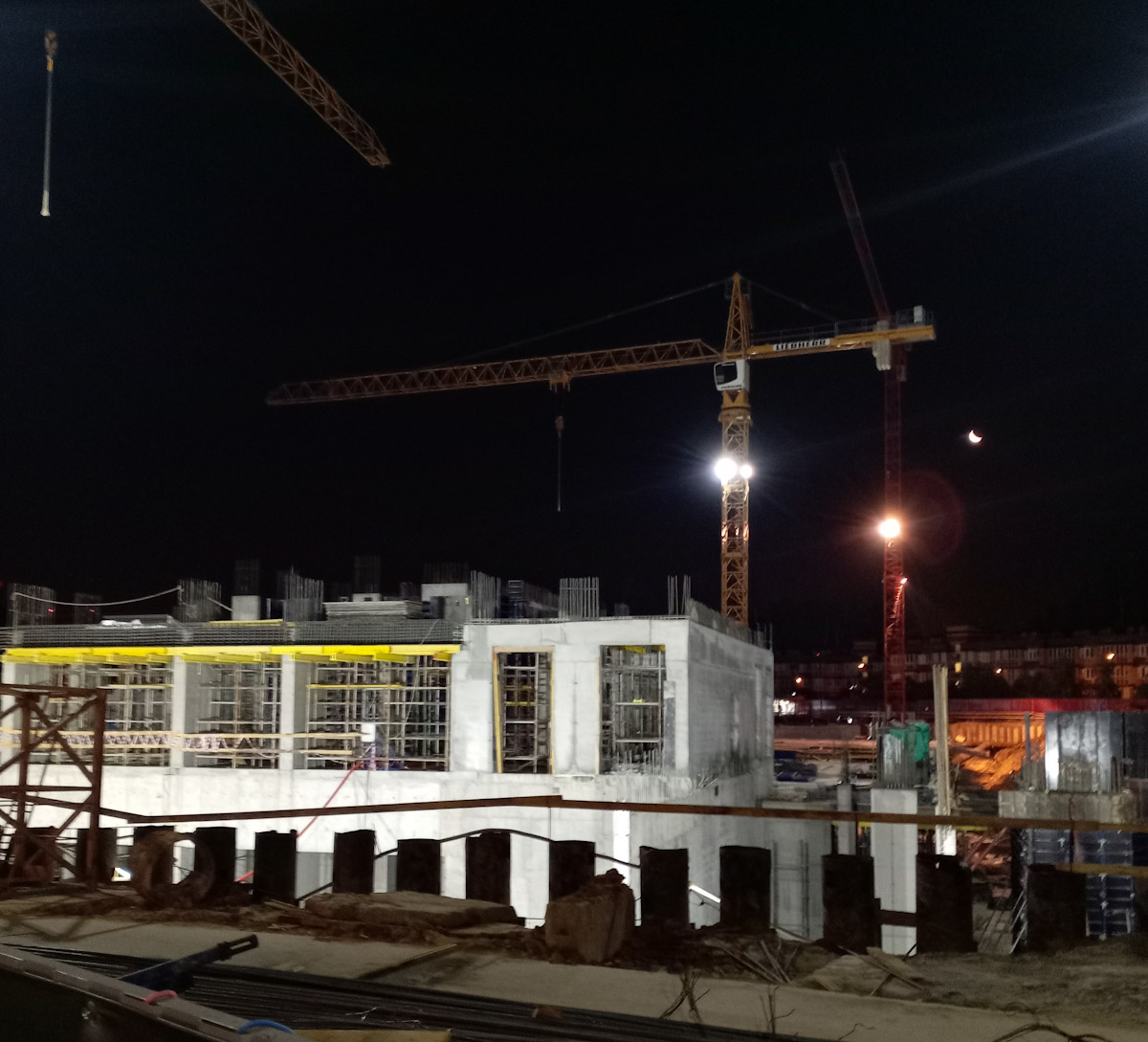 Поселение Сосенское, Жилой комплекс Новые Смыслы, корп. 1