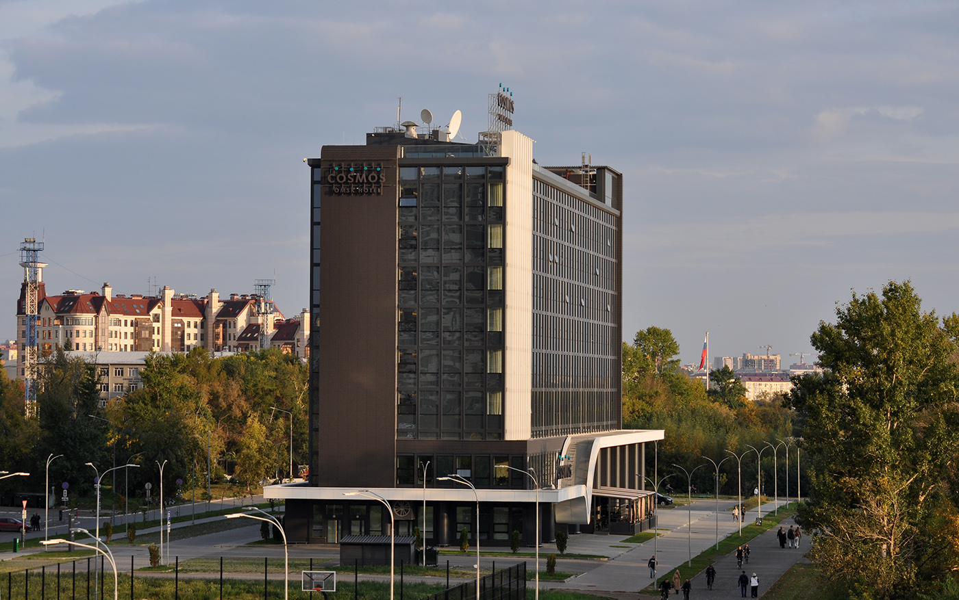 Омск, Набережная Тухачевского, 10