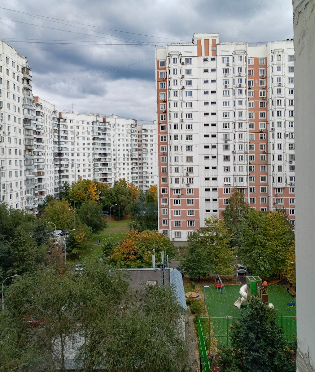 Москва, Улица Миклухо-Маклая, 38; Улица Введенского, 24 корп. 2 стр. 2; Улица Введенского, 24 корп. 1 Москва, Улица Миклухо-Маклая, 38; Улица Введенского, 24 корп. 2 стр. 2; Улица Введенского, 24 корп. 1