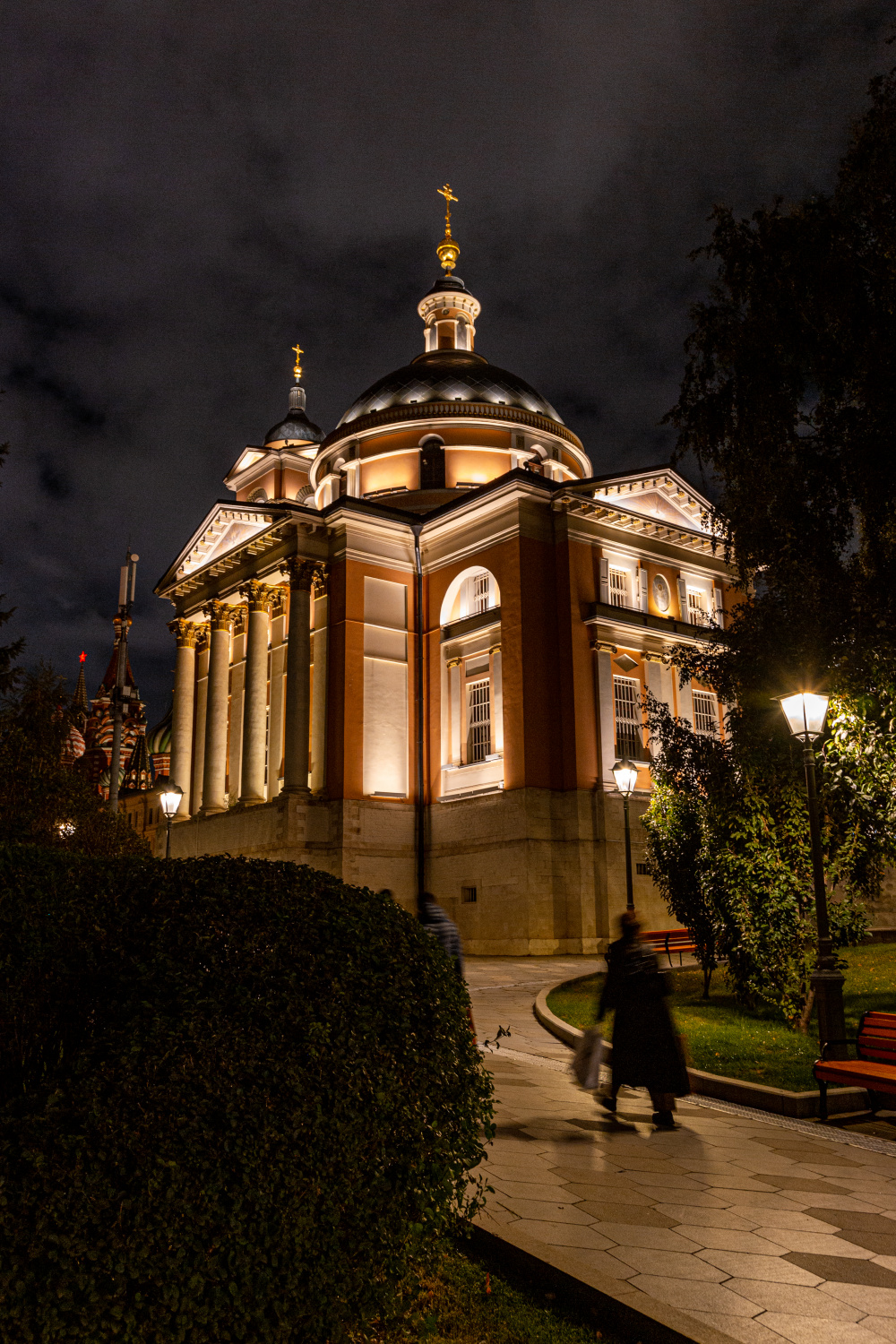 Москва, улица Варварка, 2