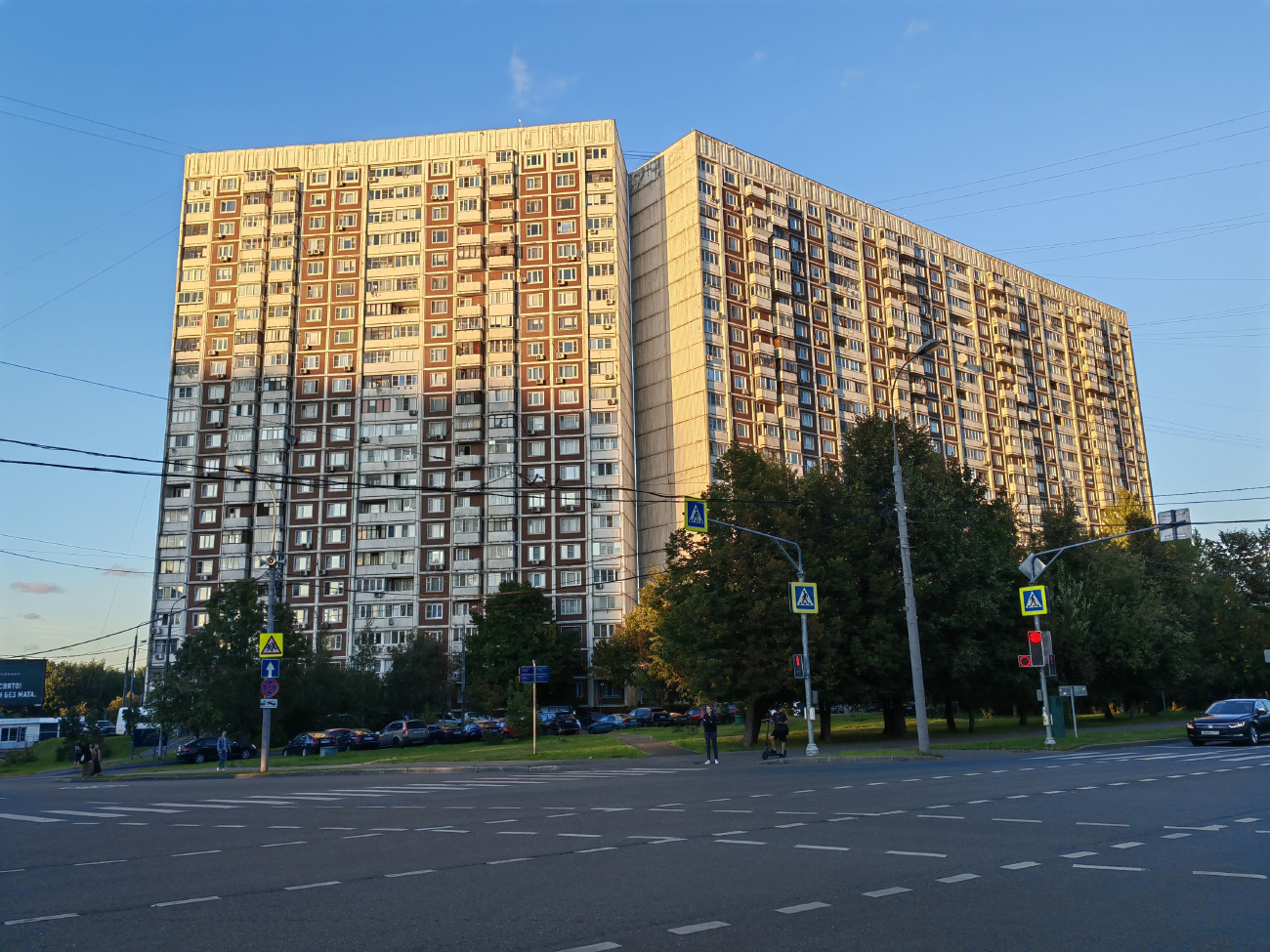 Москва, Литовский бульвар, 9 / Улица Айвазовского, 7
