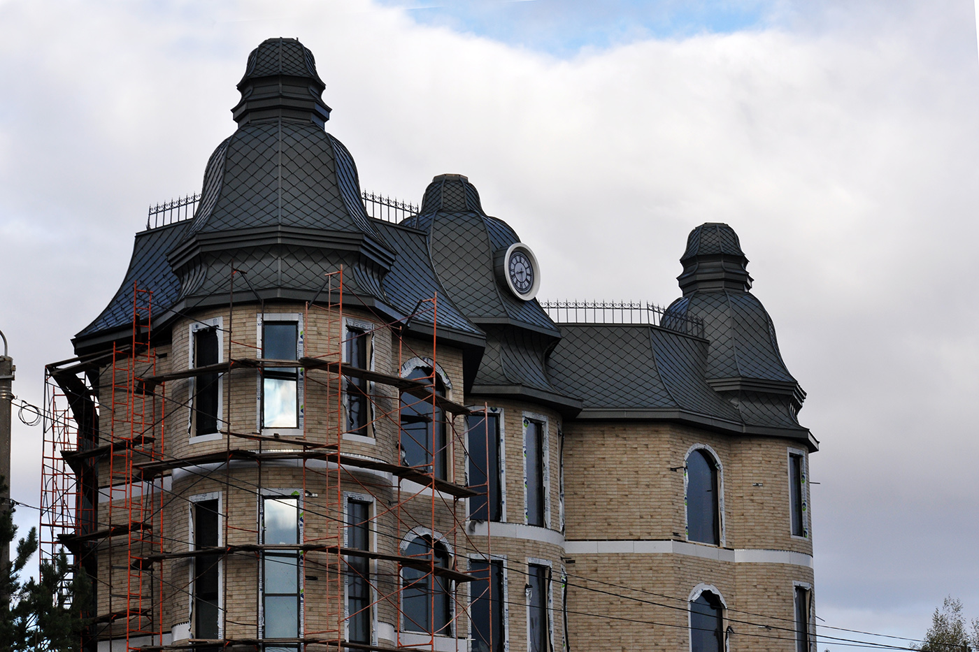 Омск, Улица Крутой Яр, 1