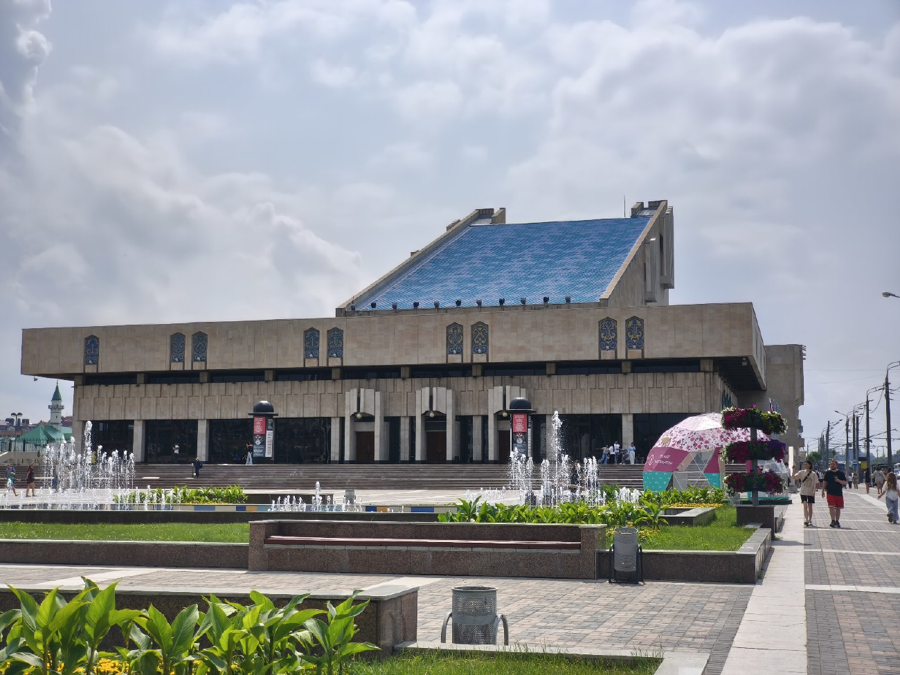 Kazan, Улица Татарстан, 1