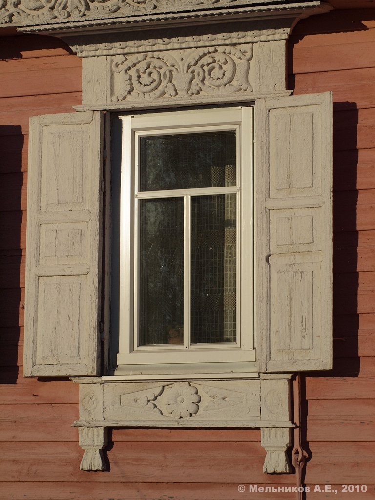 Городец, Набережная Революции, 8. Резные наличники Городец, Набережная Революции, 8. Резные наличники