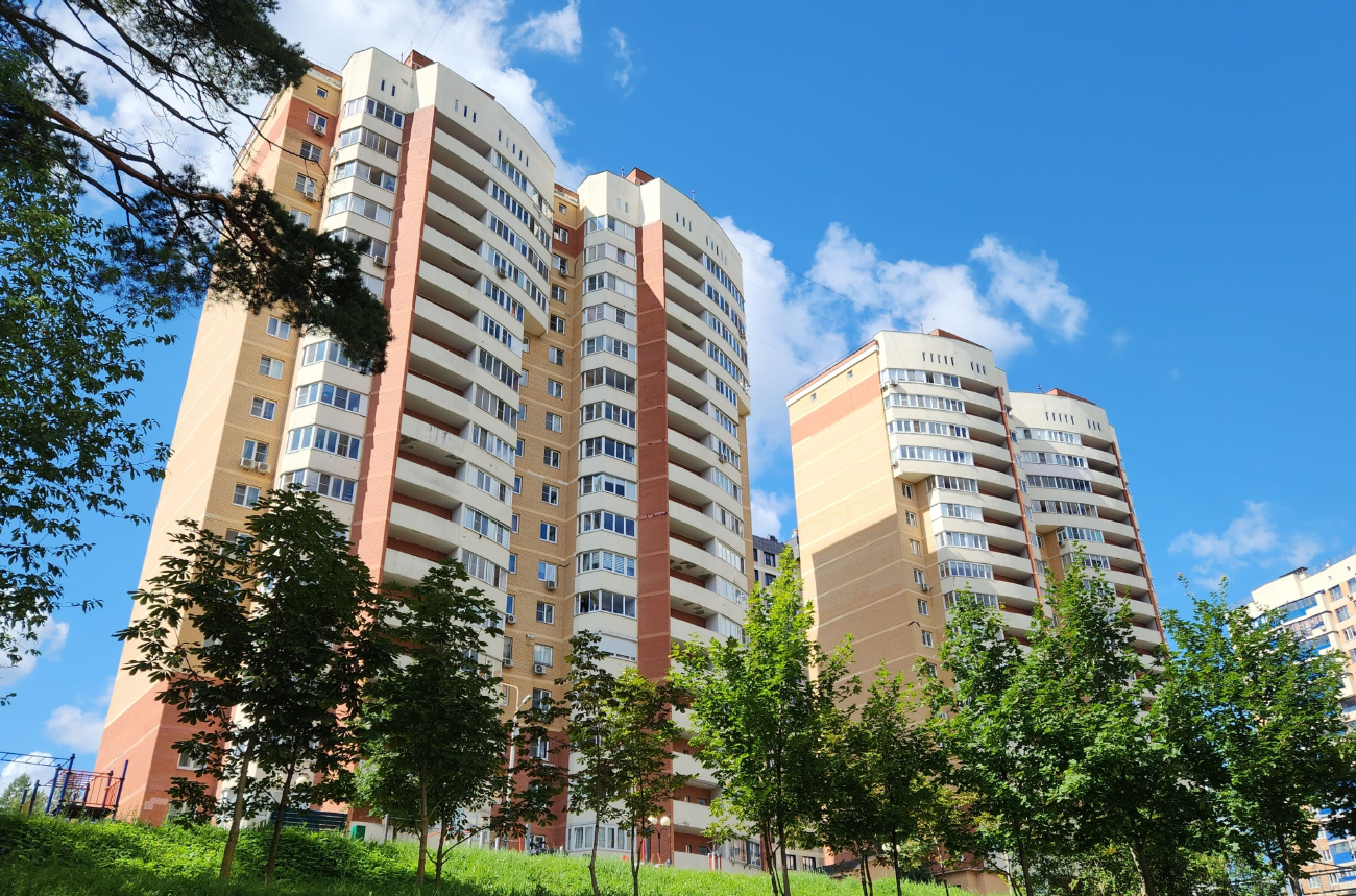 Красногорск, Центральный проезд, 2; Центральный проезд, 1 Красногорск, Центральный проезд, 2; Центральный проезд, 1