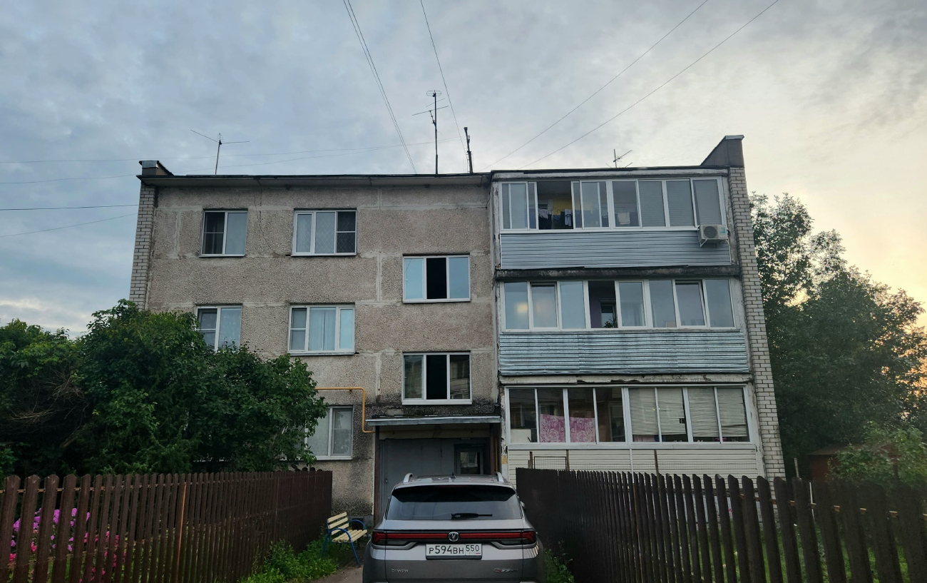 Krasnogorsk city district, other localities, С. Петрово-Дальнее, улица Посёлок Ленинский, 23 Krasnogorsk city district, other localities, С. Петрово-Дальнее, улица Посёлок Ленинский, 23