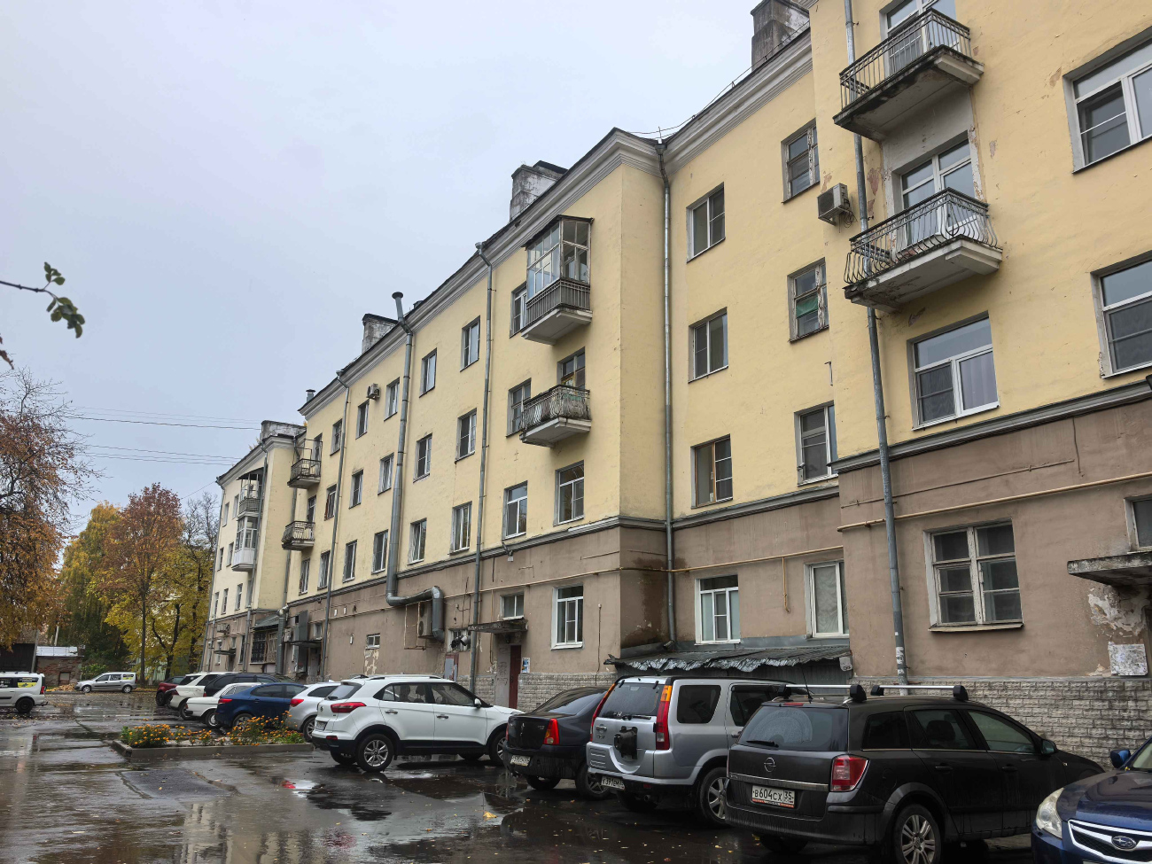 Вологда, Октябрьская улица, 38