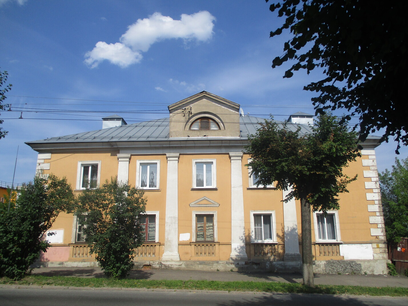 Vladimir, Улица Батурина, 12Б