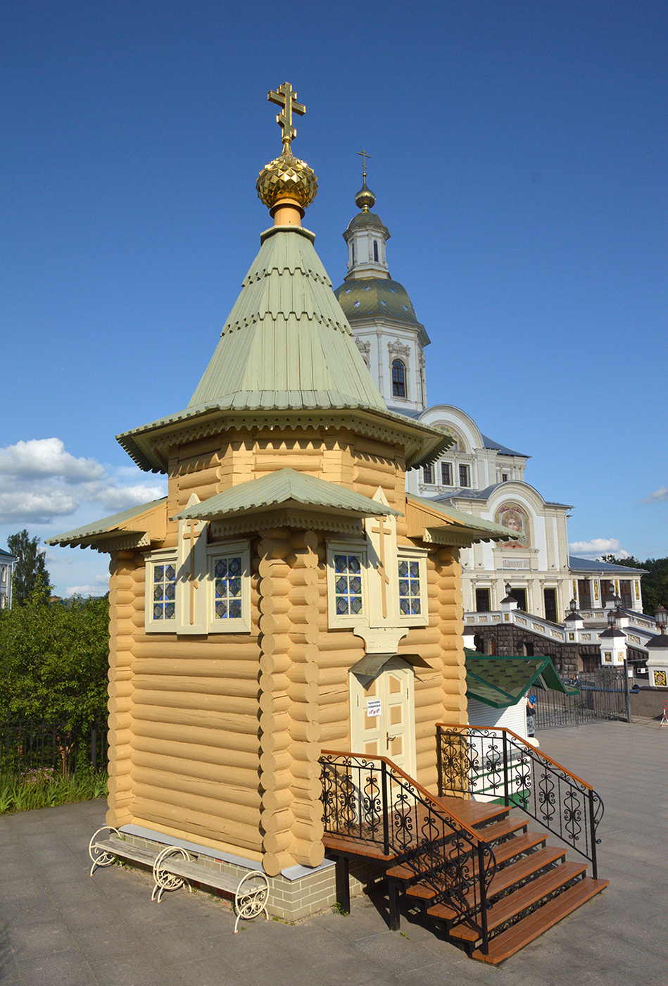 Дивеево, Школьная улица, часовня Серафима Саровского