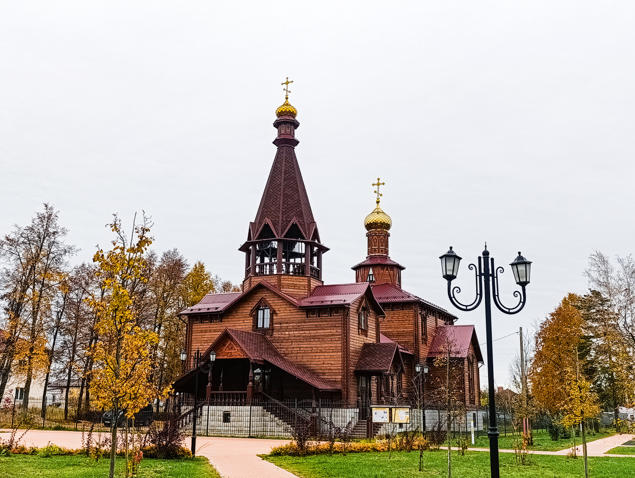 Большие Дворы, Спортивная улица, 15/2