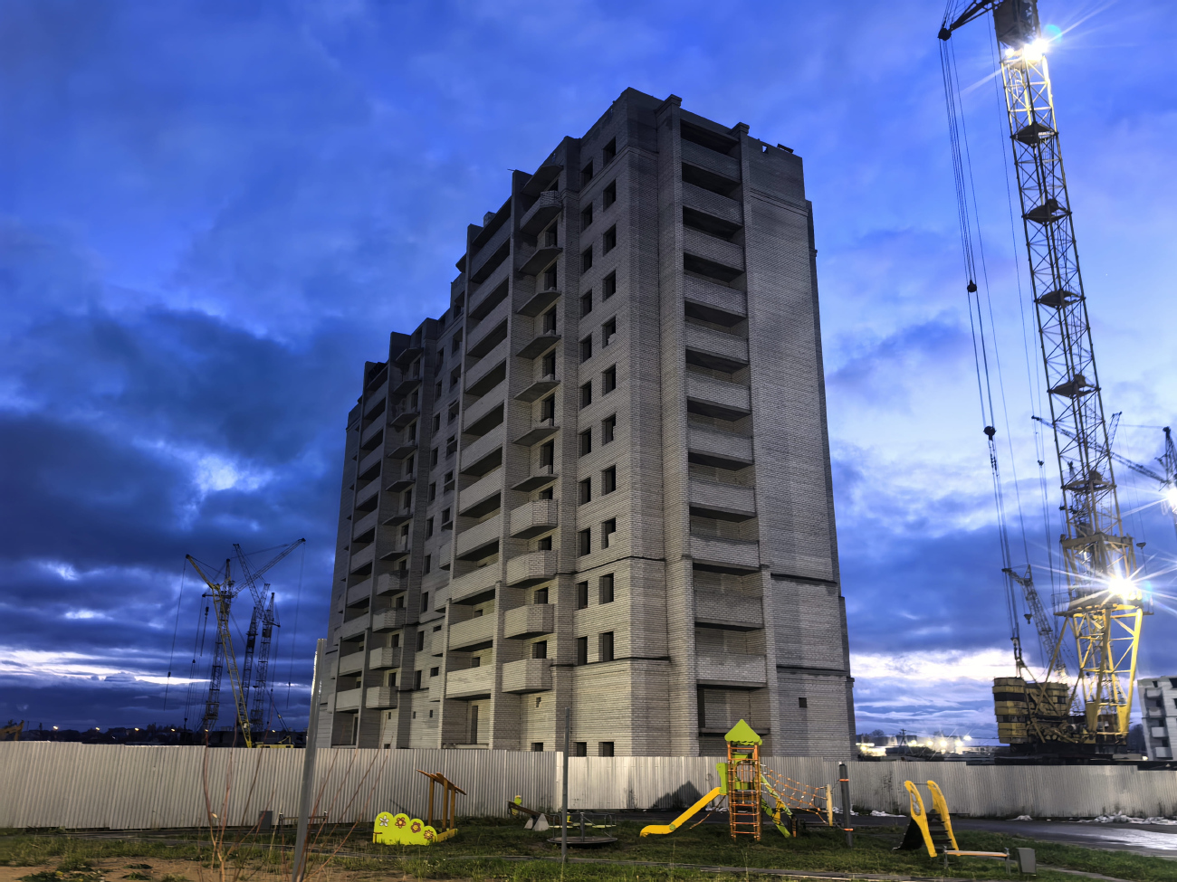 Vologda, Улица Лётчика Каберова, 5