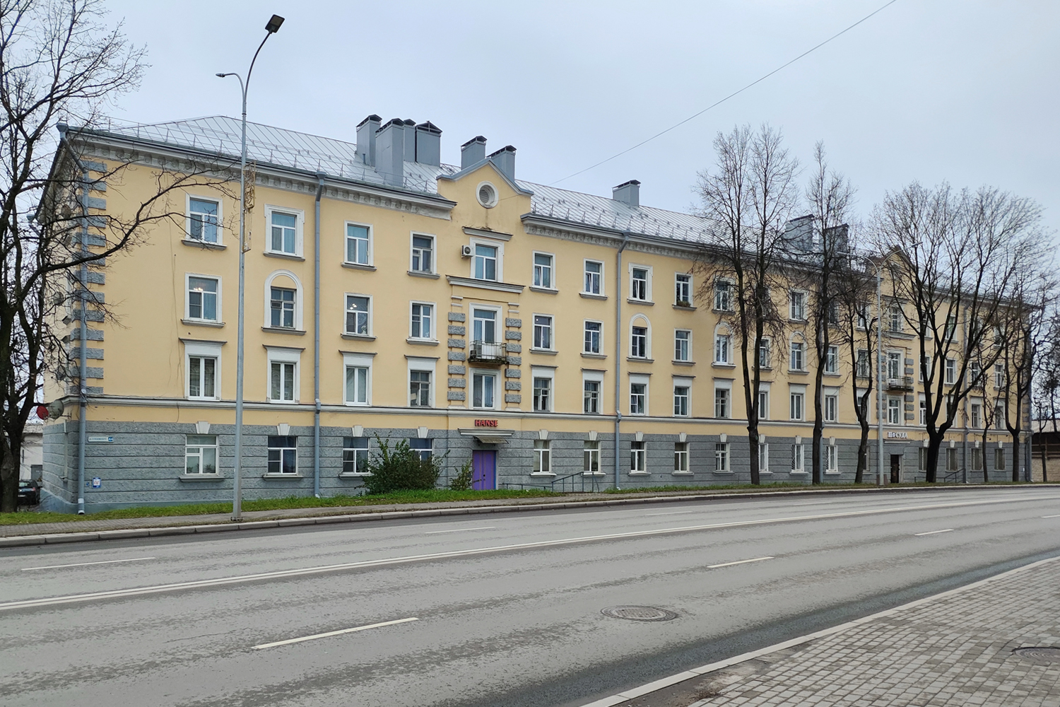 Псков, Улица Леона Поземского, 44