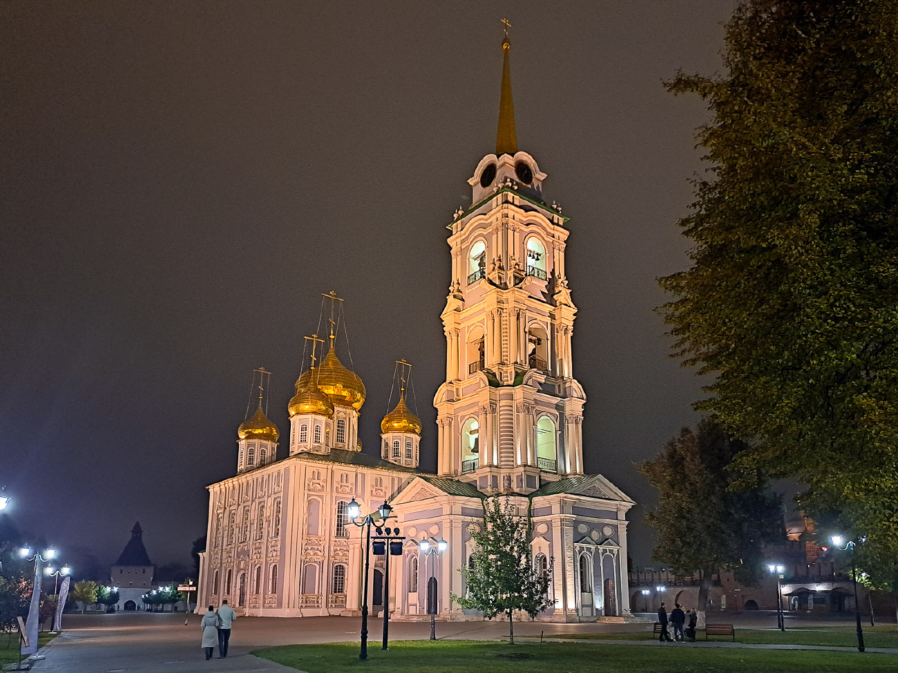 Тула, Менделеевская улица, 8/2; Менделеевская улица, 8/1