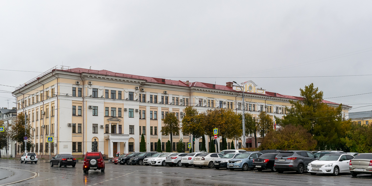 Тверь, Набережная Афанасия Никитина, 70 / Улица Мусоргского, 1