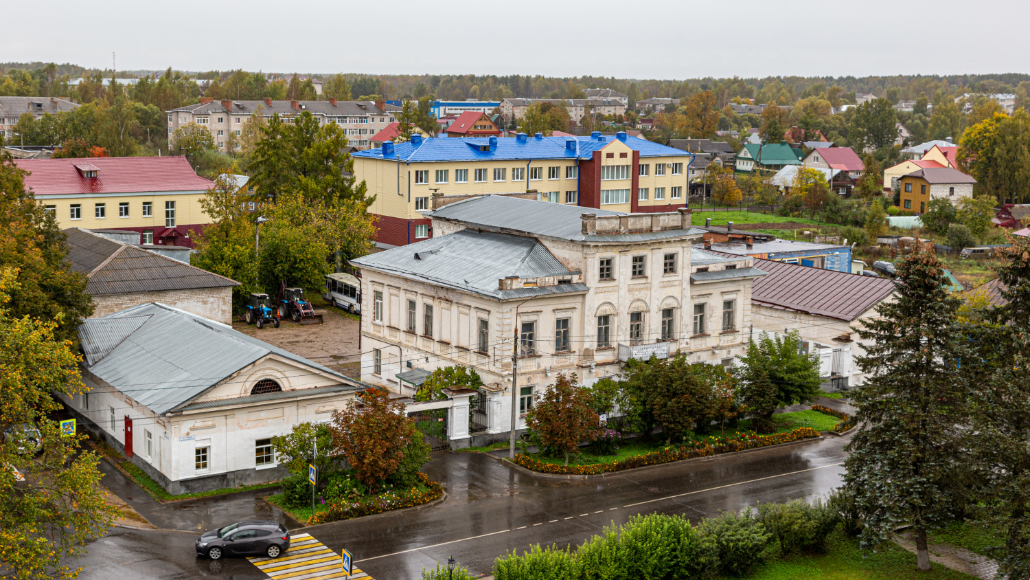 Мышкин, Успенская улица, 2; Улица Карла Либкнехта, 35