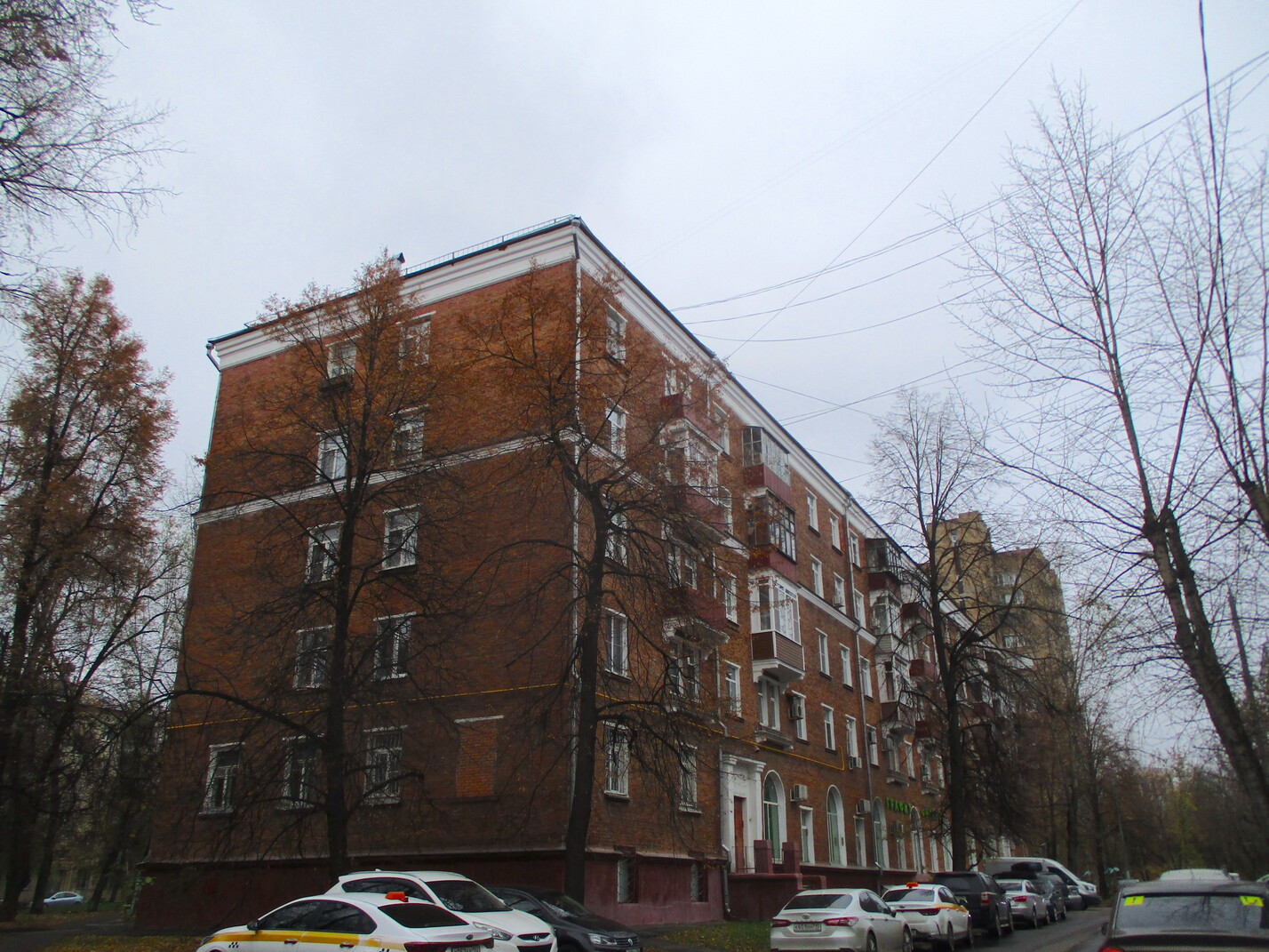Москва, 1-я Владимирская улица, 33 корп. 2 Москва, 1-я Владимирская улица, 33 корп. 2