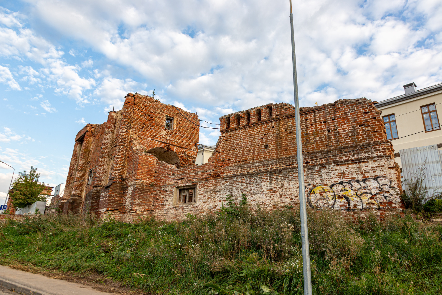 Казань, Нагорная улица, 4* Казань, Нагорная улица, 4*