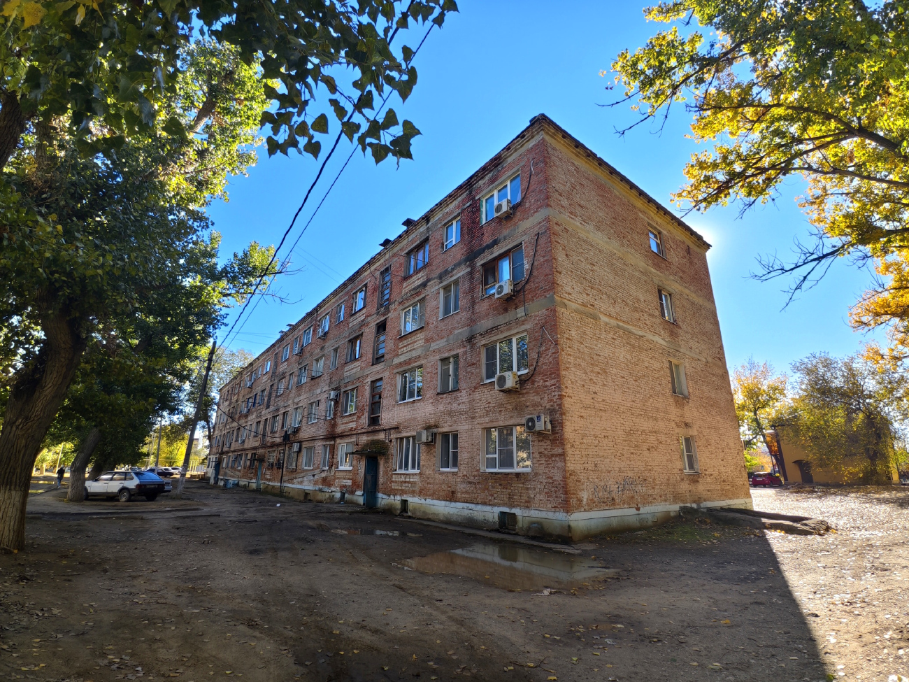 Нариманов, Набережная улица, 3