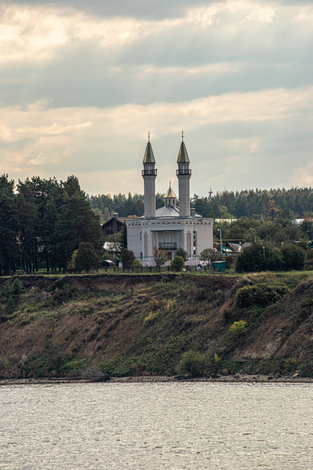 Верхнеуслонский район, прочие н.п., с. Кзыл-Байрак, Набережная улица