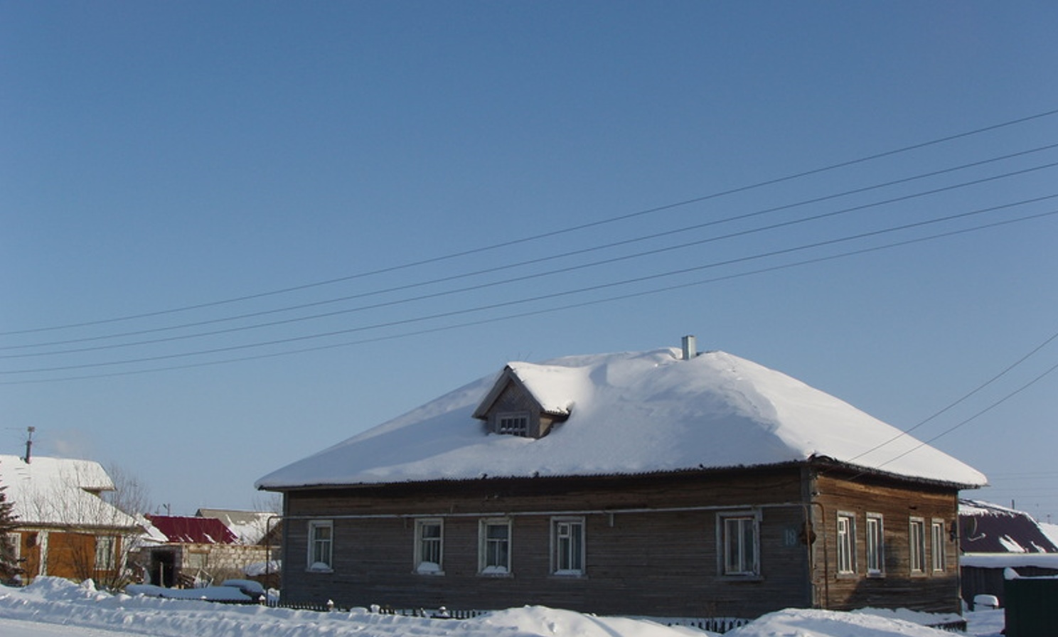 Нарьян-Мар, Октябрьская улица, 18