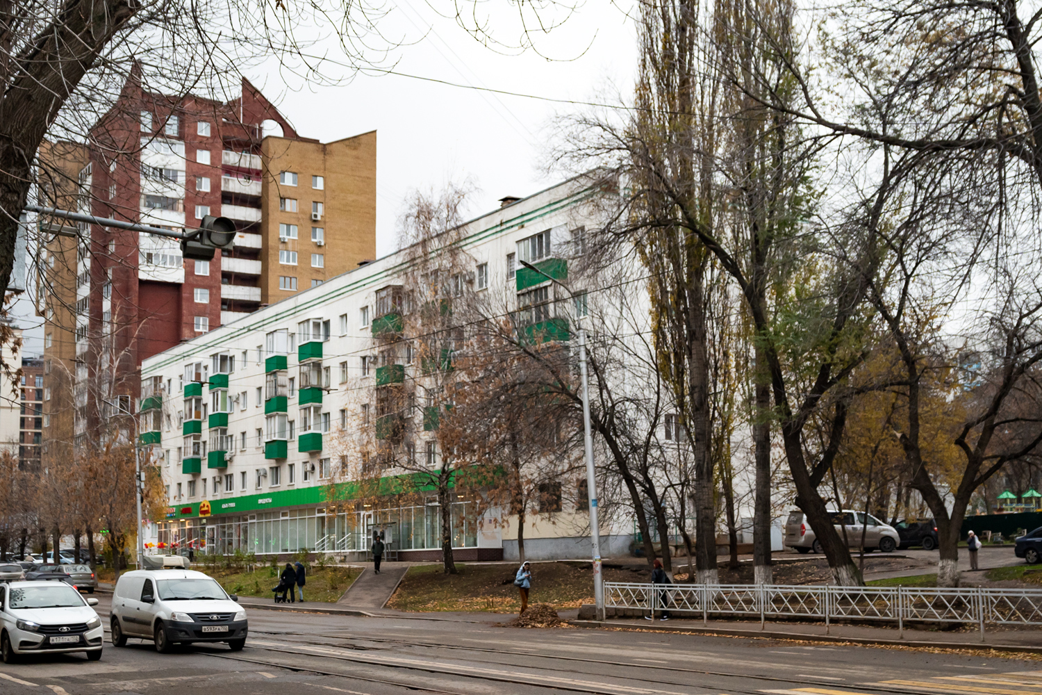 Уфа, Улица Ленина, 83 / Бульвар Ибрагимова, 27