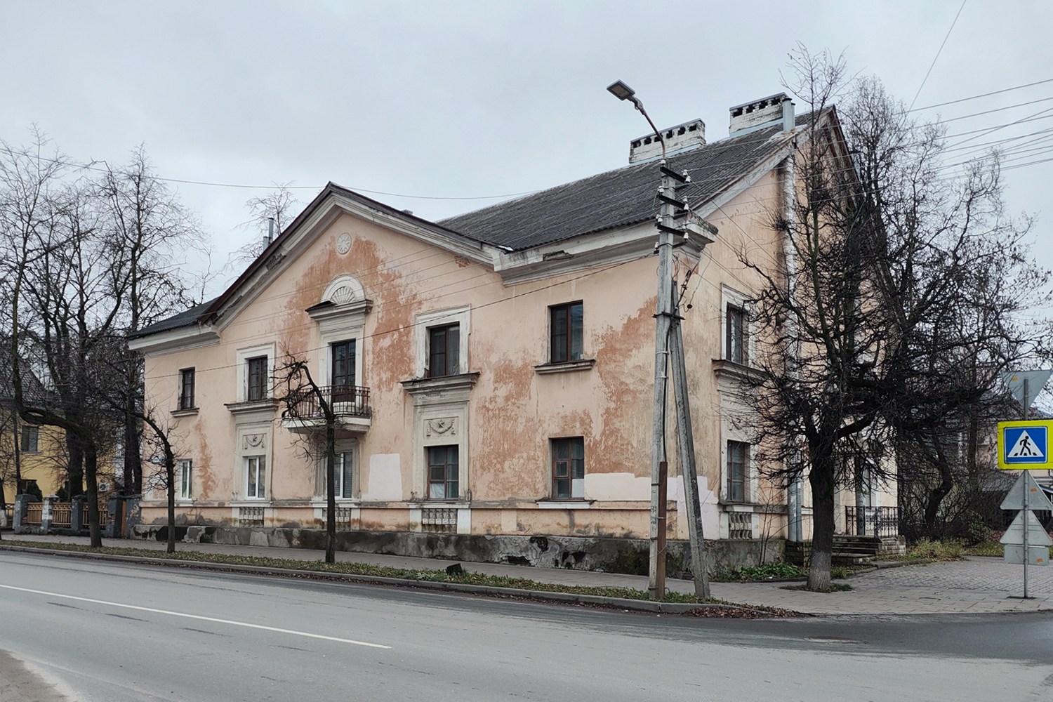 Псков, Улица Максима Горького, 27