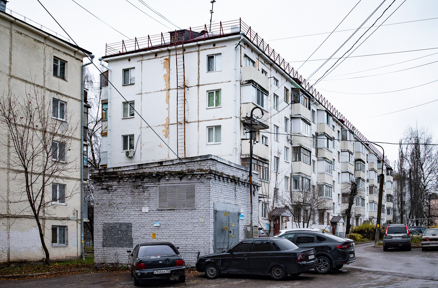 Уфа, Проспект Октября, 142*; Проспект Октября, 142/2